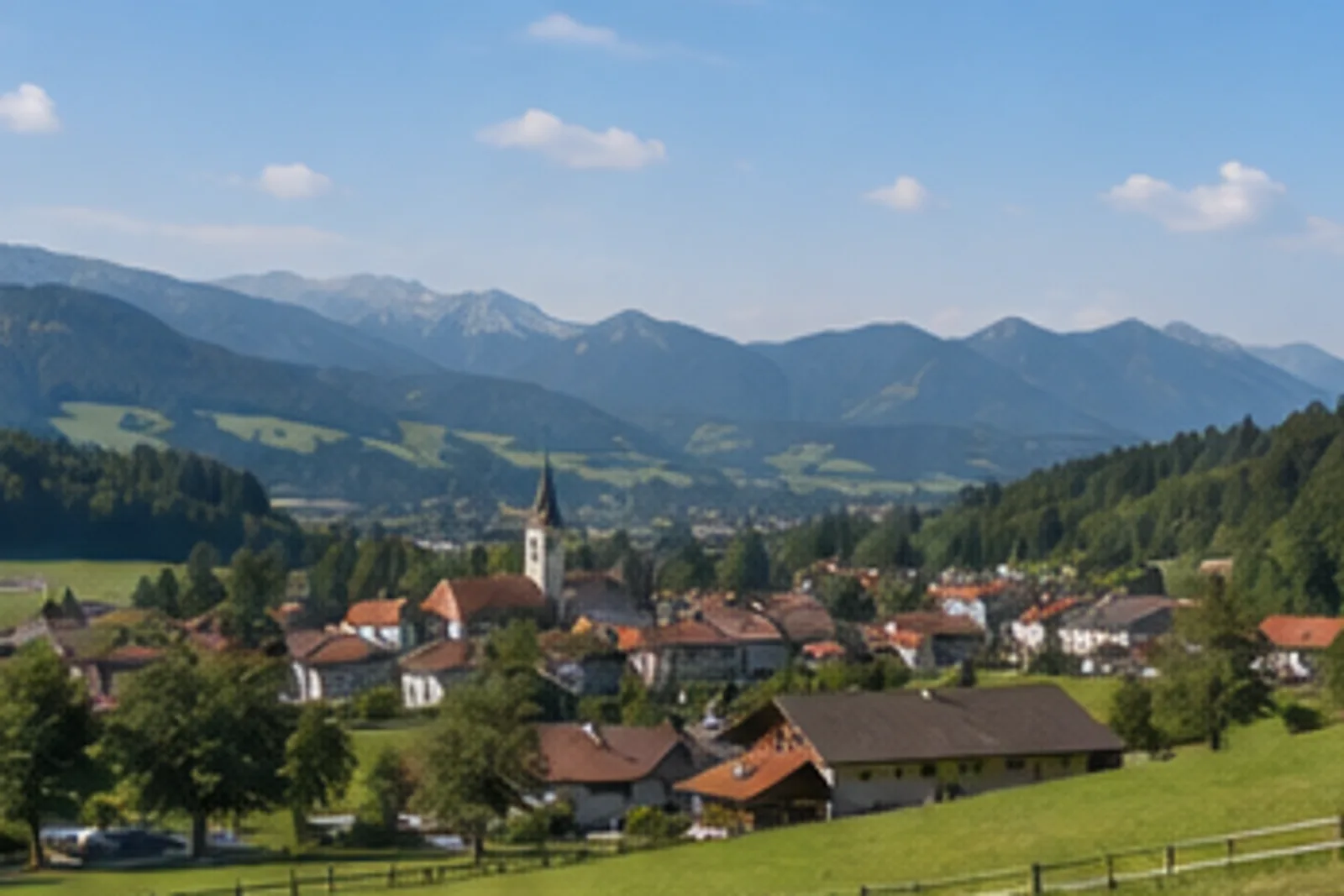 Sachrang: Bergdorf und Wiesen im oberen Priental