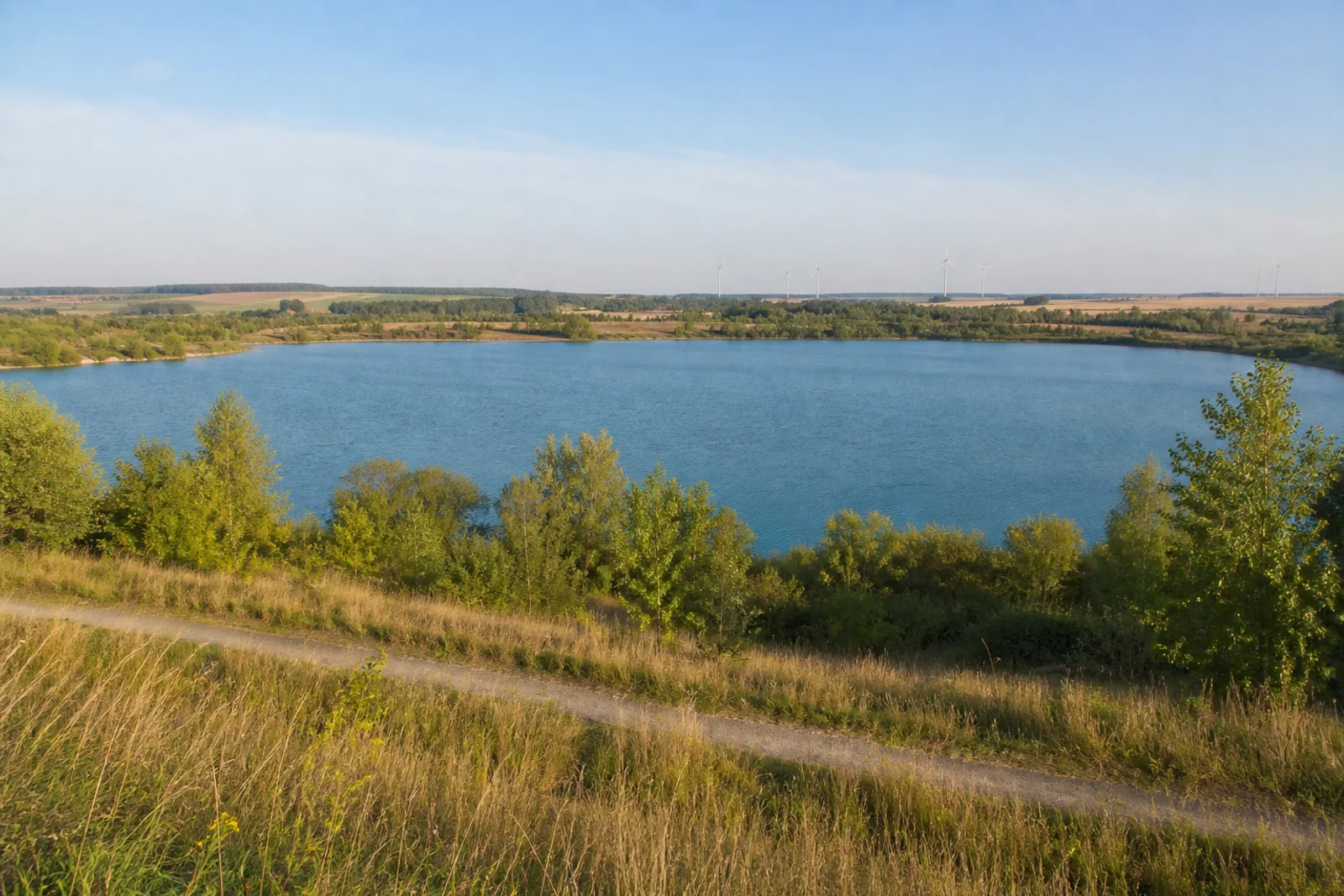 Rekultiviertes Ufer am Blausteinsee