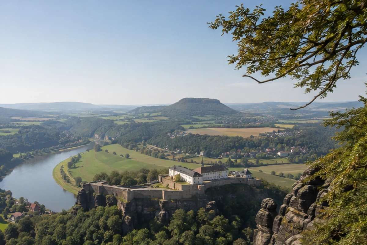 Königsteinblick: Festungs- und Elblandschaft nördlich der Gemeinde