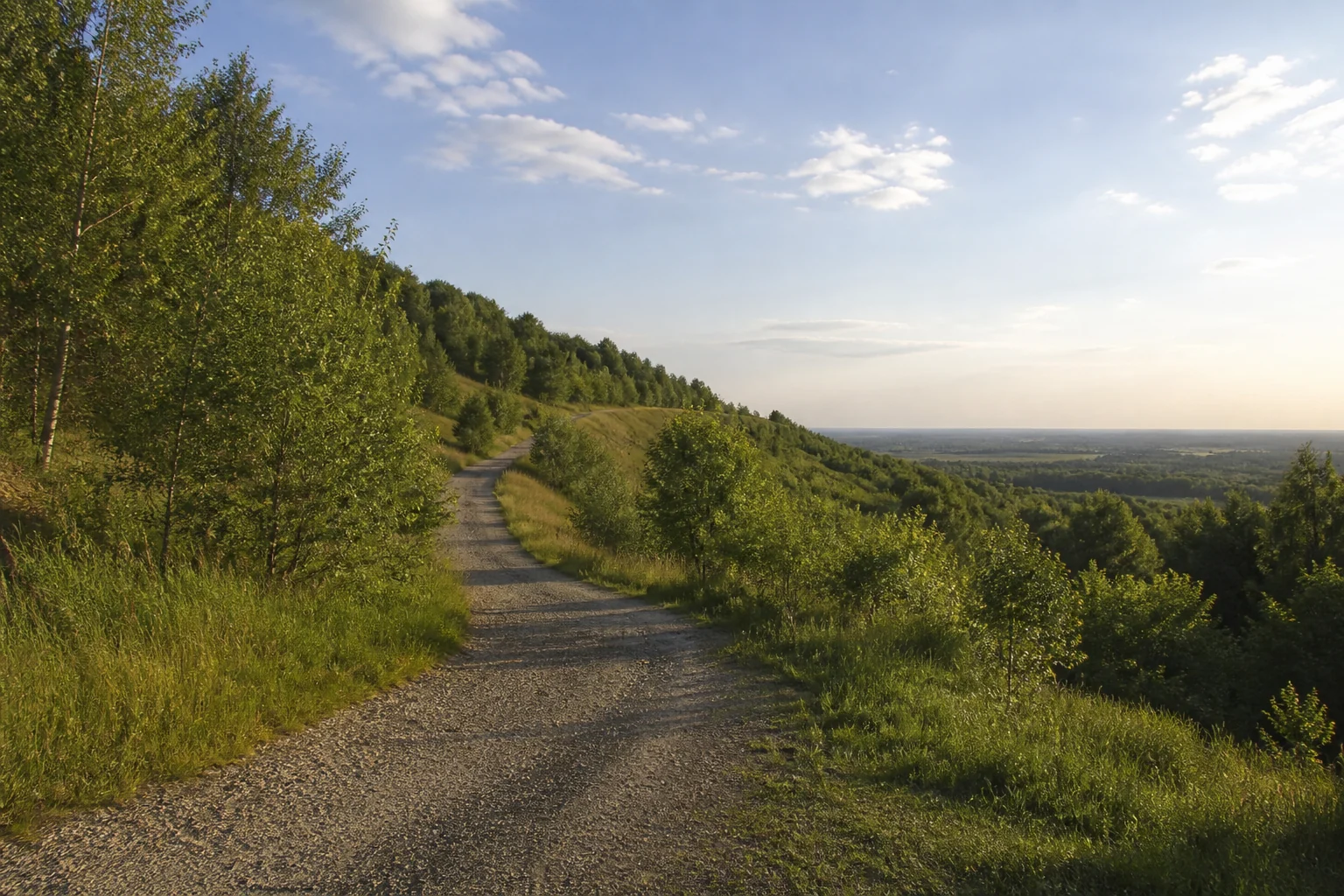 Hückelhoven: Begrünter Haldenweg in Hückelhoven