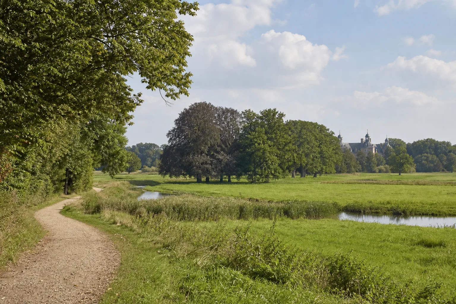 Jüchen: Kulturlandschaft bei Schloss Dyck in Jüchen