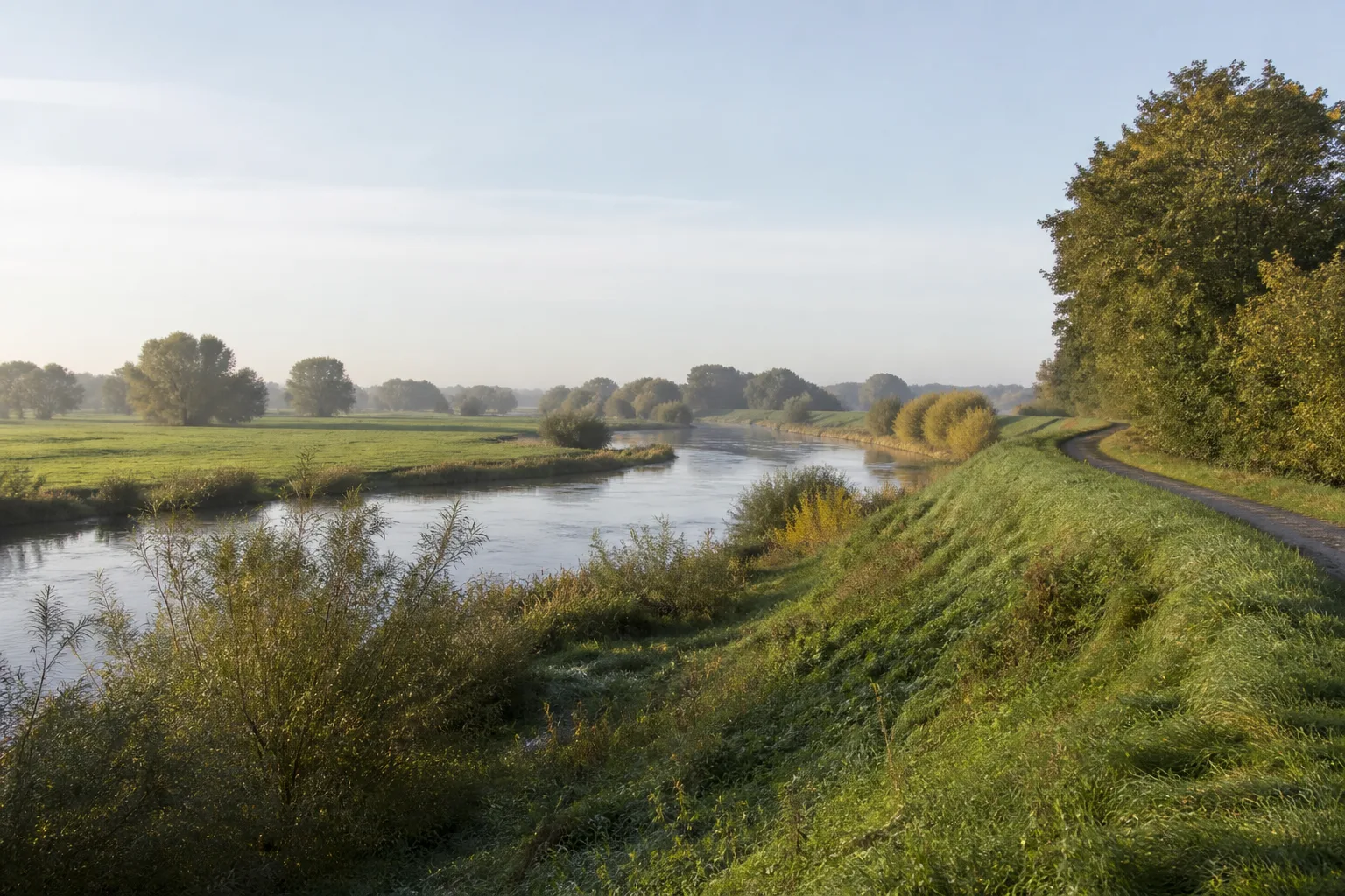 Lippetal: Lippeaue beim Wandern in Lippetal
