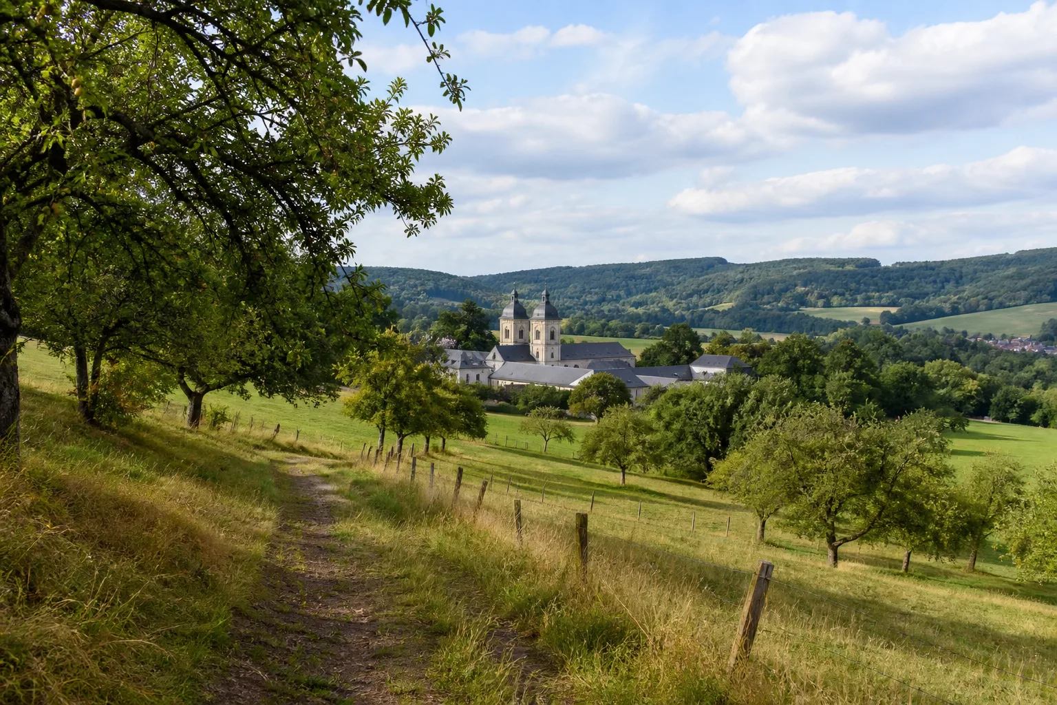 Marienmünster: Klosterlandschaft um die Abtei Marienmünster