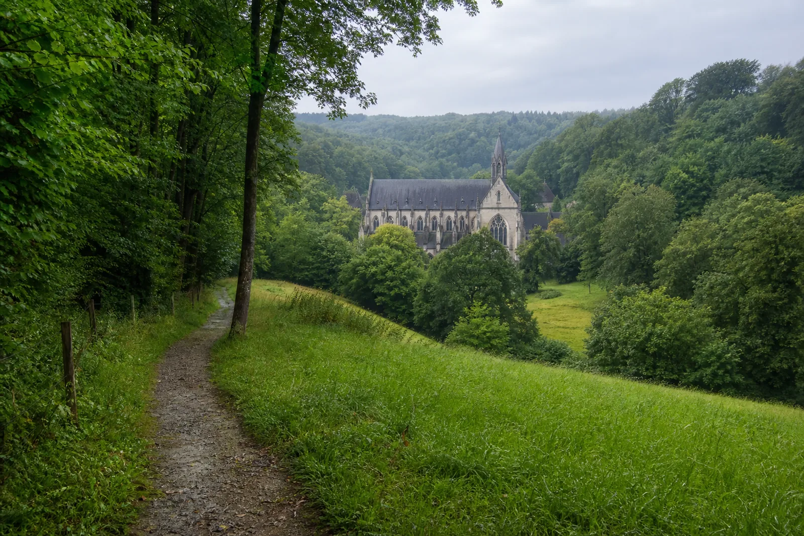 Odenthal: Klosterlandschaft bei Altenberg
