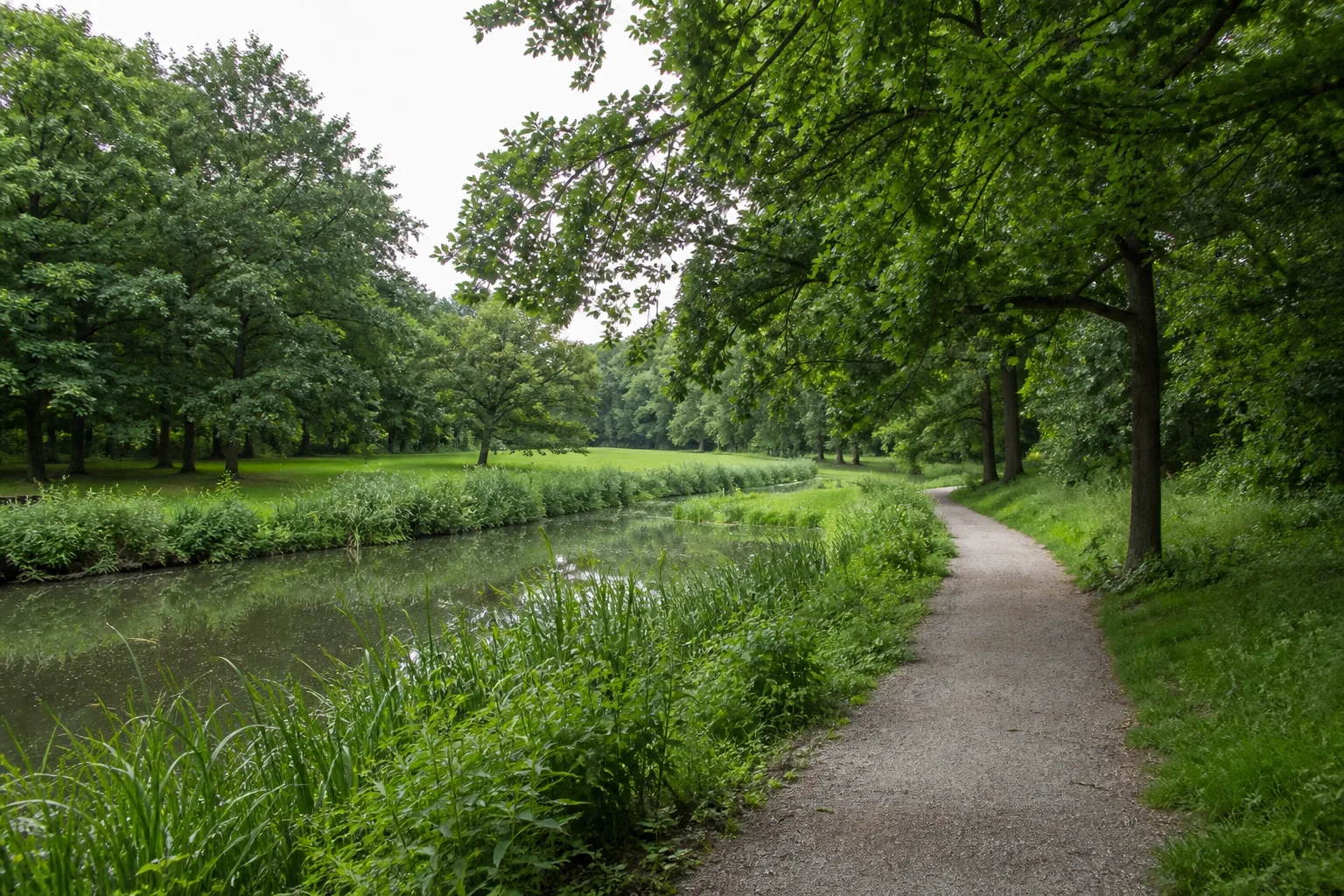 Uferweg im Erlbruchpark in Recklinghausen
